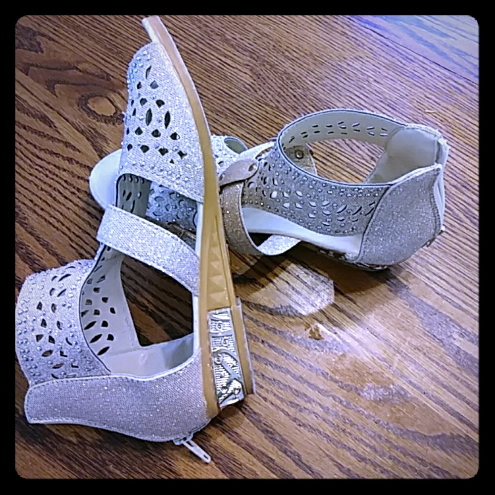 Shoe s